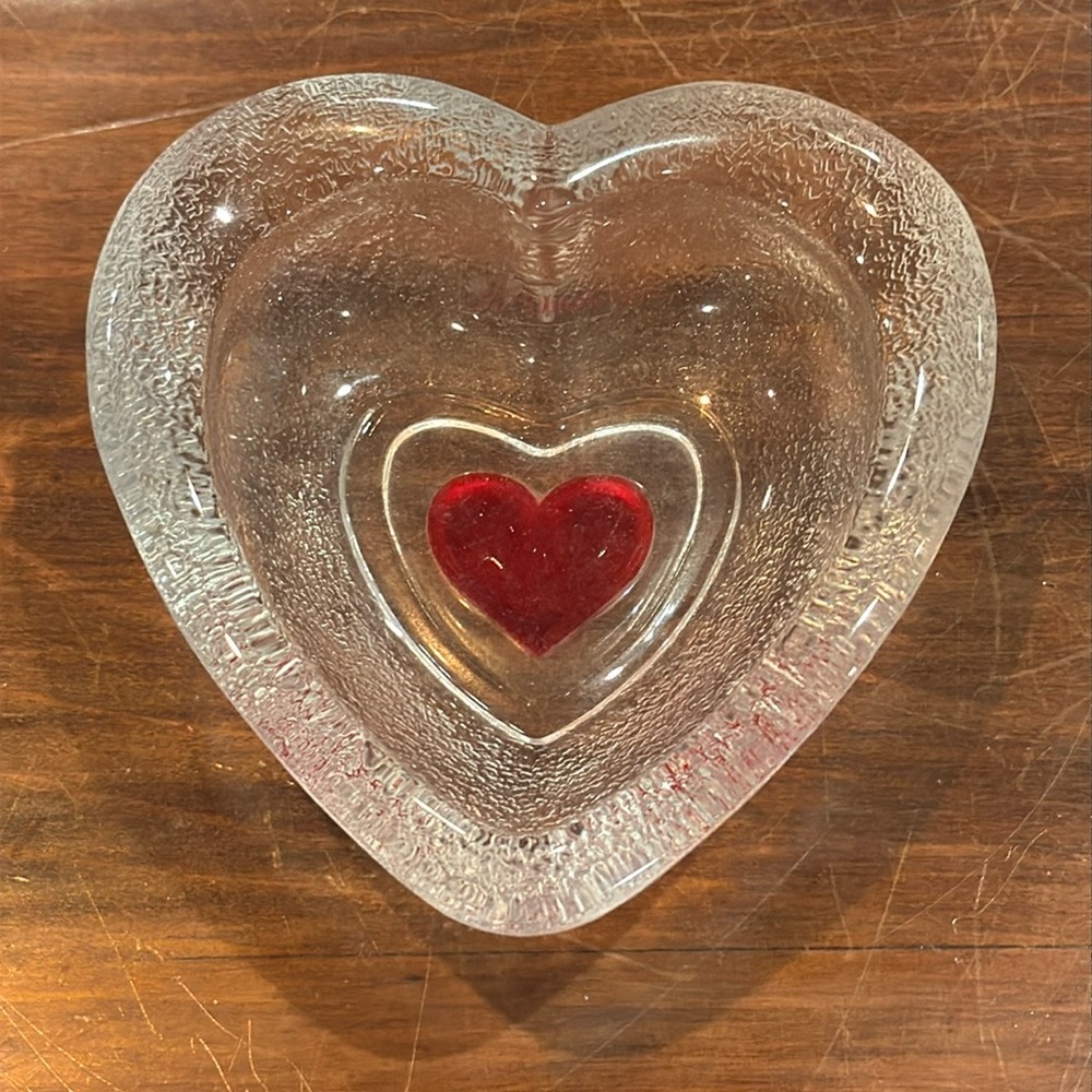 NWT Brighton Clear Glass Keeper Of My Heart Shaped Dish Trinket Jewelry Red Gift